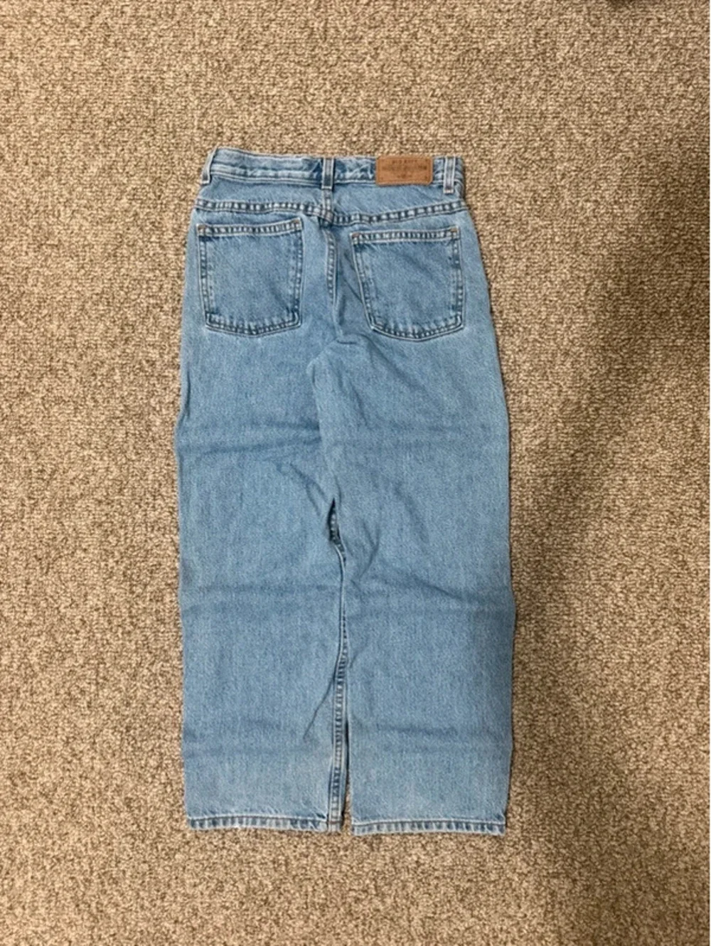 old navy kids light wash straight jeans size 10